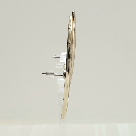 Pretty Vintage Enamel Retro Yellow/Beige/Tan Fun Post Earrings - Picture 6 of 8